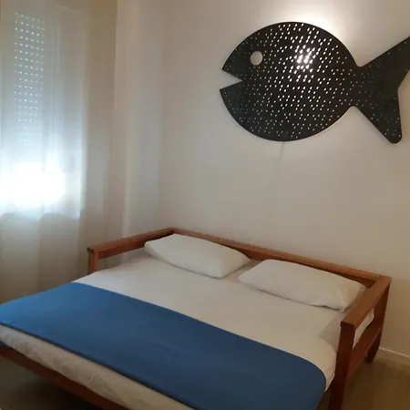 Apartment Casalina 2 *